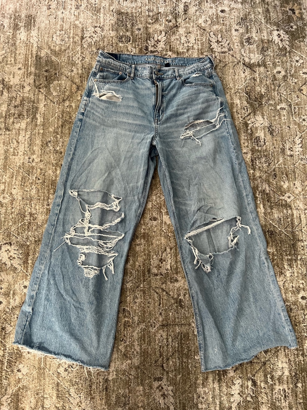 American Eagle Outfitters Super High Rise Baggy Wide Leg Jeans